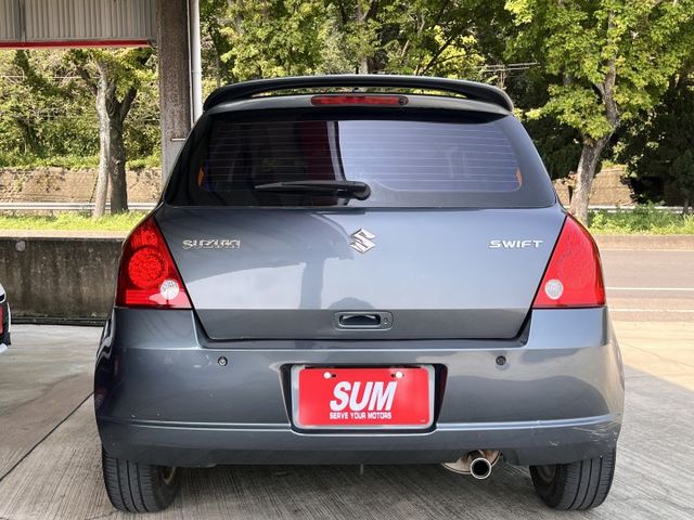 頂級版＊自用一手車＊低里程＊ＩＫＥＹ免鑰匙＊電折後視鏡＊恆溫＊電動椅＊多功能方向盤＊可全額貸款＊  第5張相片