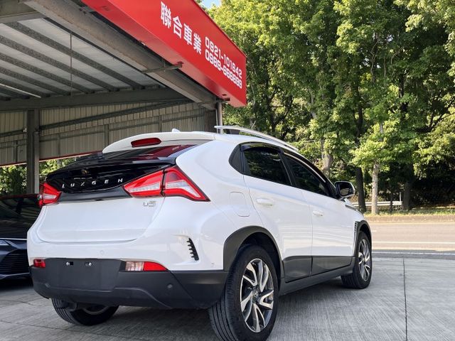 限時特價＊旗艦HIFI版＊女用一手車＊室內車庫車＊原廠保養＊原版件認證車＊選配多多＊可全額貸可換車＊跨界小休旅最高ＣＰ值  第2張相片