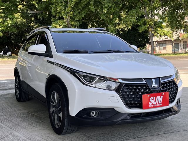 限時特價＊旗艦HIFI版＊女用一手車＊室內車庫車＊原廠保養＊原版件認證車＊選配多多＊可全額貸可換車＊跨界小休旅最高ＣＰ值  第5張相片
