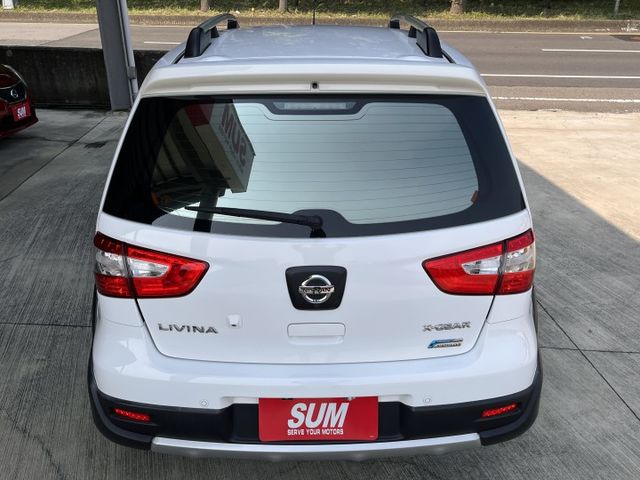 頂級旗艦版＊自用一手車＊室內車庫車＊原廠保養＊全車原版件附認證＊精裝特仕版升級選配多＊超低里程＊ＲＶ跨界小休旅＊可全額貸  第7張相片