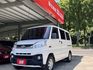 自排２ＷＤ＊豪華型８人座＊原版件＊認證車＊原廠保固＊盲點＊定速＊自動頭燈＊循跡＊可全額貸＊車宿露營＊生意好幫手  第1張縮圖