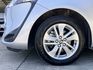 小改款＊新車保固＊原廠保養＊原版件＋認證車＊自動頭燈＊ＩＫＥＹ免鑰匙＊雙電動吸門＊ＬＥＤ日行燈＊可全額貸款可換車＊  第10張縮圖