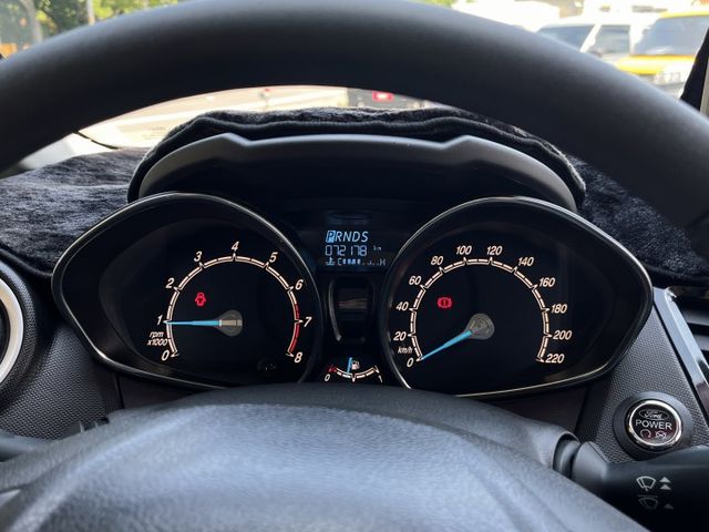 自用一手車＊頂級渦輪Ｓ版＊升級ＬＥＤ魚眼＊無線CARPLAY＊安卓機＊原版件認證車＊低里程室內車庫車＊可全額貸可換車＊  第12張相片