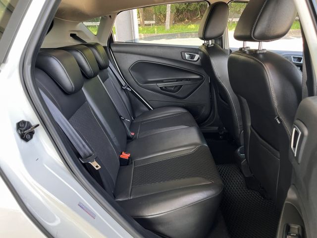 自用一手車＊頂級渦輪Ｓ版＊升級ＬＥＤ魚眼＊無線CARPLAY＊安卓機＊原版件認證車＊低里程室內車庫車＊可全額貸可換車＊  第18張相片