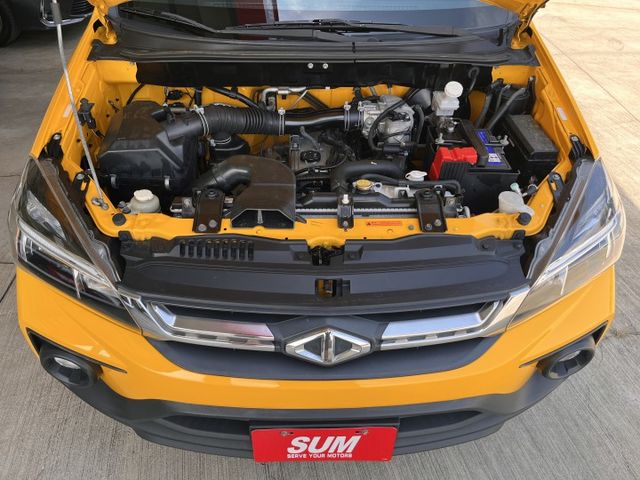 豪華型＊原版件認證車＊升級環景鏡頭＊定速＊後座空調＊鋁圈＊循跡＊自動後視鏡＊可全額貸＊可車換車＊可改貨車  第8張相片
