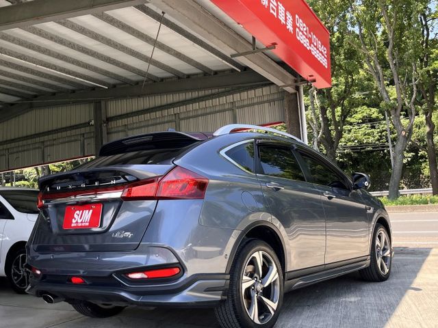 AERO頂級版＊自用一手車＊車庫車＊原版件＊認證車＊空力套件＊ＩＫＥＹ＊ＬＥＤ頭燈＊環景＊電動尾門＊可全額貸  第20張相片