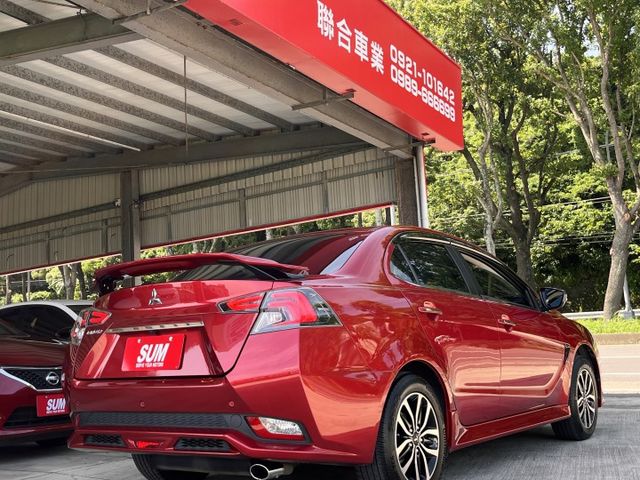 特仕精裝版＊升級選配多＊自用一手車＊原廠保養＊液晶儀表＊升級影音＊JBL揚聲器＊黑化套件＊ＩＫＥＹ＊可全額貸＊  第3張相片