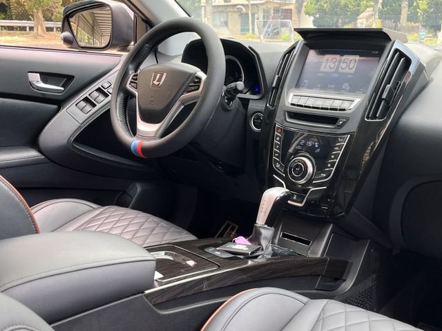 1.8頂級3D安全版＊自用一手車＊室內車庫車＊原廠保養＊原版件＊認證報告＊電動尾門＊天窗＊６安＊環景＊可全額貸款＊可換車  第10張相片