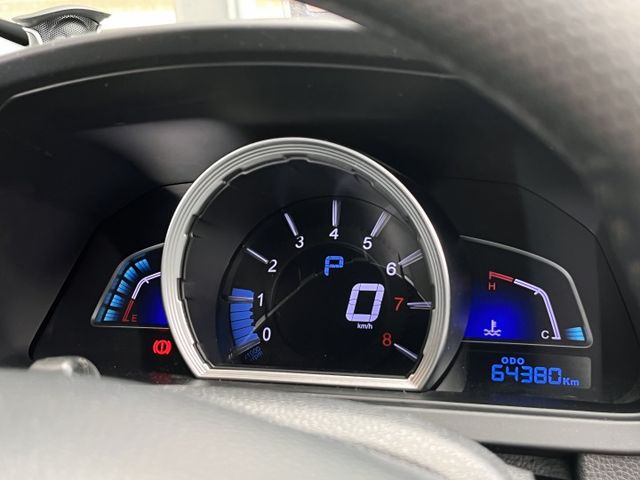 1.8頂級3D安全版＊自用一手車＊室內車庫車＊原廠保養＊原版件＊認證報告＊電動尾門＊天窗＊６安＊環景＊可全額貸款＊可換車  第11張相片