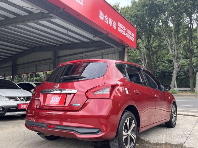 iTIIDA新款＊頂級旗艦版＊原廠保養＊原版件認證車＊盲點＊抬顯＊CARPLAY＊導航＊定速＊恆溫＊可全額貸＊  第2張相片