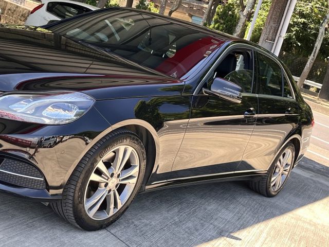 中華賓士總代理＊E250小改款＊自用車庫車＊原版件＊認證報告＊可全額貸可換車＊氣氛漂亮底盤漂亮＊  第9張相片