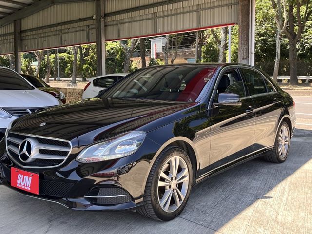 中華賓士總代理＊E250小改款＊自用車庫車＊原版件＊認證報告＊可全額貸可換車＊氣氛漂亮底盤漂亮＊  第19張相片