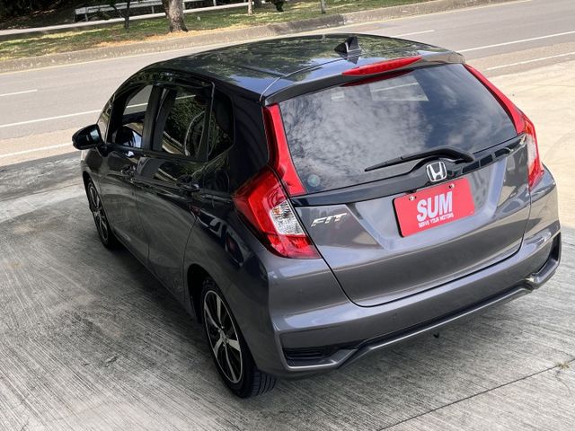 頂級S版＊女用車＊室內車庫車＊低里程＊小改款＊鋼鐵灰＊６安＊導航＊ＩＫＥＹ免鑰匙＊可全額貸可換車＊  第5張相片