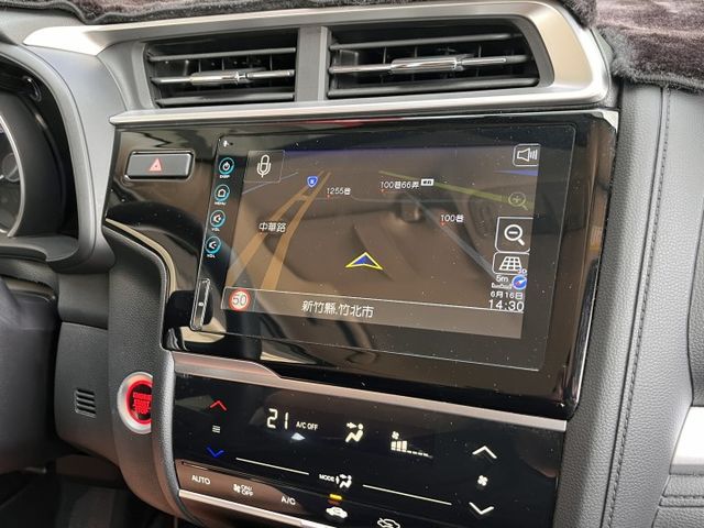 頂級S版＊女用車＊室內車庫車＊低里程＊小改款＊鋼鐵灰＊６安＊導航＊ＩＫＥＹ免鑰匙＊可全額貸可換車＊  第12張相片
