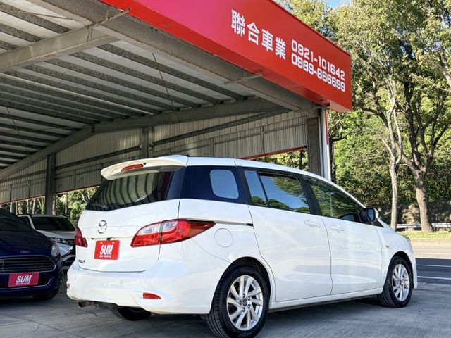 網路特價＊15年底小改款＊自用一手車＊低里程＊原版件＋認證車＊４安＊胎壓＊導航＊可全額貸款＊可換車＊  第2張相片