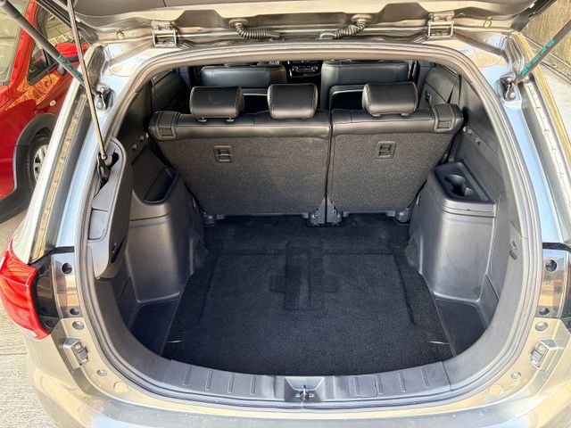 小改款＊尊貴型＊原廠保養＊原版件＊認證完成＊液晶儀表＊ＡＣＣ跟車＊盲點＊電動尾門＊電動椅＊安卓機＊ＩＫＥＹ＊可全貸可換車  第10張相片