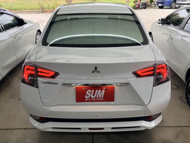 2022年式魅力型＊一手車＊原廠保養＊全車原版件＊原廠售後保固＊液晶儀表＊ｉｋｅｙ＊黑化套件＊６安＊安卓機＊可全額貸款＊  第5張相片