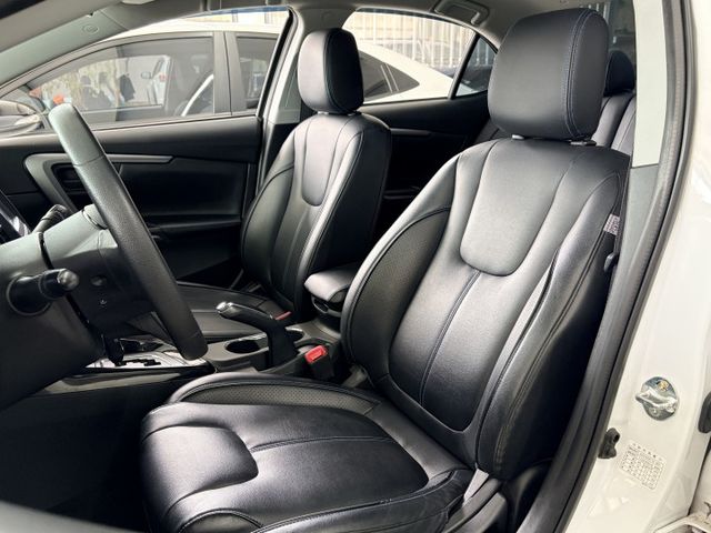 2022年式魅力型＊一手車＊原廠保養＊全車原版件＊原廠售後保固＊液晶儀表＊ｉｋｅｙ＊黑化套件＊６安＊安卓機＊可全額貸款＊  第13張相片