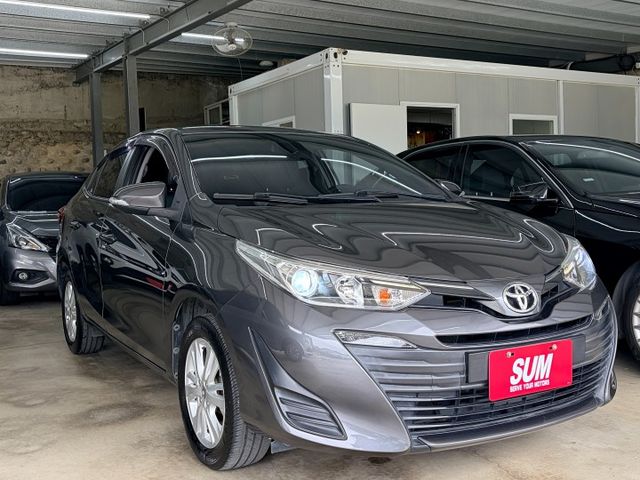 小改款＊精裝特仕版＊自用一手車＊原版件認證＊升級ＬＥＤ頭燈＊CARPLAY＊GARMIN導航＊數位電視＊倒車顯影＊ＨＵＤ  第1張相片