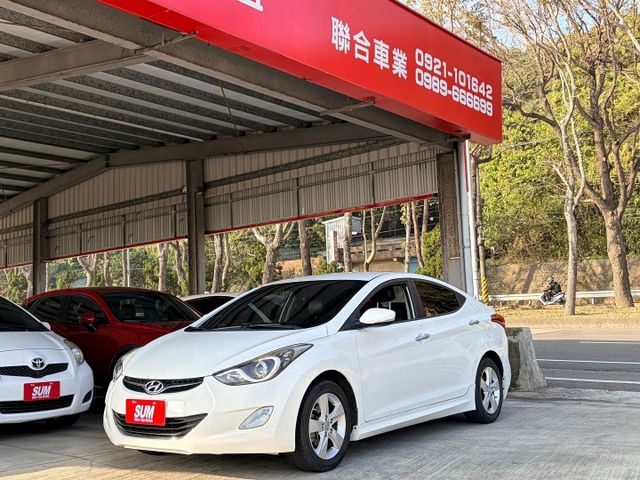 豪華型＊自用車＊原版件認證車＊升級極光版頭尾燈＊空力套件＊導航影音＊抬顯＊胎壓偵測＊可全額貸款＊實車實價在店  第1張相片