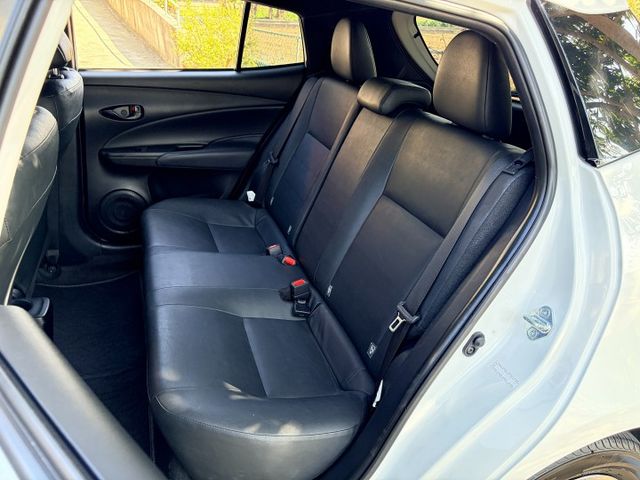 ２２年型小改款胖胖鴨＊原版件認證車＊黑化外觀＊７氣囊＊黑頂棚＊最保值國民小車＊可全額貸款可換車  第13張相片