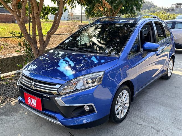 小改款＊頂級尊榮型＊自用車庫車＊液晶儀表版＊安卓機＊ＩＫＥＹ＊電動尾門＊車頂架＊原版件＊認證完成＊可全額貸款可換車＊  第2張相片