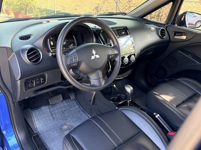 小改款＊頂級尊榮型＊自用車庫車＊液晶儀表版＊安卓機＊ＩＫＥＹ＊電動尾門＊車頂架＊原版件＊認證完成＊可全額貸款可換車＊  第10張相片