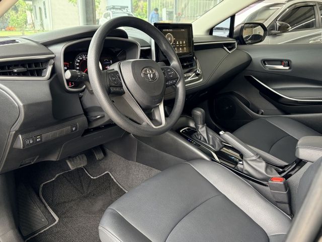 23年式豪華型＊一手車＊室內車＊原版件認證車＊全速域ACC＊LTA車道偏移＊７安＊可全額貸可換車  第9張相片