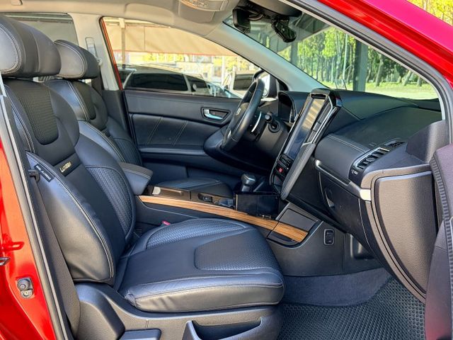 18年式新款GT＊ＡＲ環景版＊女用一手車＊室內車＊原版件認證完成＊電動尾門＊３６０環景＊iKEY＊抬顯＊可全額貸可換車＊  第10張相片