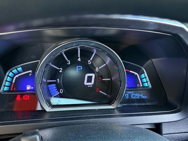 18年式新款GT＊ＡＲ環景版＊女用一手車＊室內車＊原版件認證完成＊電動尾門＊３６０環景＊iKEY＊抬顯＊可全額貸可換車＊  第13張相片