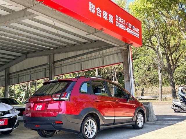 ２１型小改款＊限量特仕版＊潮有型＊女用一手車＊超低里程＊原廠保養＊全車原版件＊認證完成＊ｉＫＥＹ＊安卓機＊可全額貸可換車  第18張相片