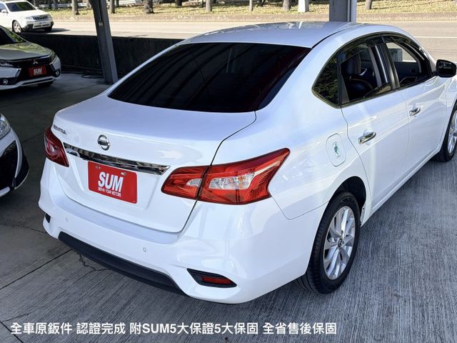 18型新款＊自用一手車＊低里程＊室內車＊原版件＊認證完成＊實車實價＊可全額貸款可換車＊  第3張相片