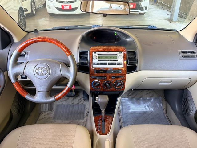 稀有低里程＊女用一手車＊精裝特仕版＊國民神車＊認證車＊可全額貸款可換車＊實車實價＊實車在店＊  第10張相片