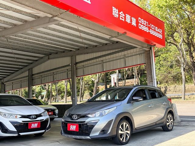 21年式CROSSOVER跨界版＊自用一手車＊升級選配多＊ＣＰ值高＊原版件認證車＊雙色內裝＊導航＊抬顯＊胎壓＊可全額貸款  第1張相片