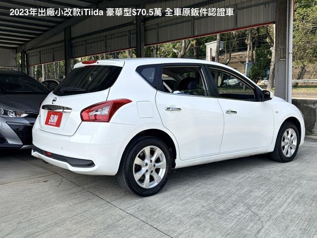 豪華型＊２３年小改款＊全車原版件＊認證完成＊６安＊CARPLAY多媒體＊紓壓座椅＊後座出風口＊可全額貸款＊可換車＊  第3張相片