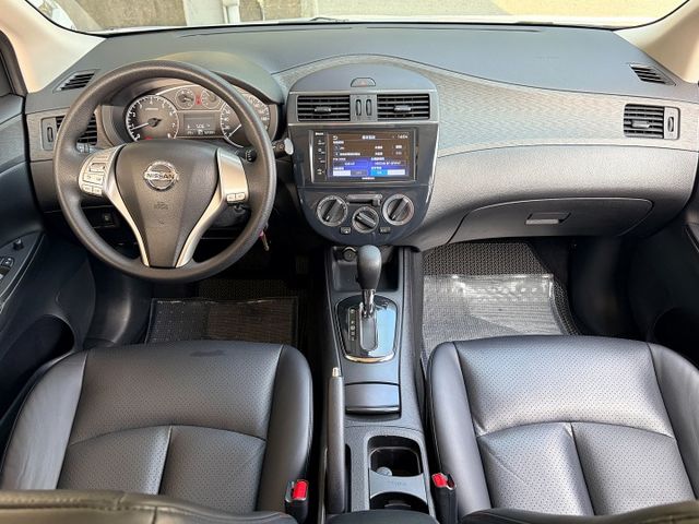 豪華型＊２３年小改款＊全車原版件＊認證完成＊６安＊CARPLAY多媒體＊紓壓座椅＊後座出風口＊可全額貸款＊可換車＊  第9張相片