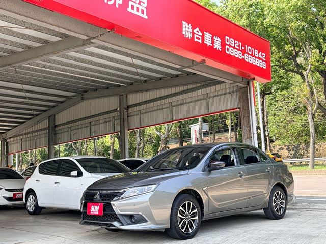 精裝特仕版＊20型小改款＊星河灰＊自用一手車＊車庫車＊原廠保養＊全車原版件＊認證車＊盲點＊安卓機＊６安＊黑化套件＊可全貸  第1張相片