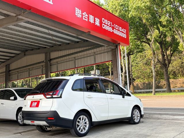 頂級尊榮版＊女用一手車＊認證車＊小改款＊電動尾門＊原廠影音＊液晶儀表＊盲點＊ＩＫＥＹ＊車頂架＊可全額貸＊車庫車＊實車實價  第20張相片