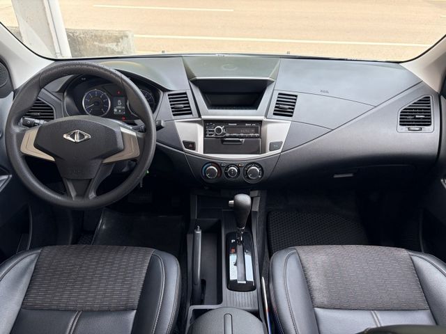 小改款＊星河灰＊標誌型＊低里程＊原版件＊認證車＊保固＋保證＊可改２人座＊可全額貸款可換車＊實車實價保證＊  第9張相片