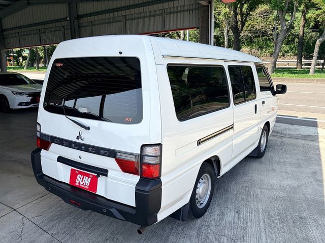 新款得利卡＊自排＊原廠保養＊原版件＊認證完成＊還有原廠保固＊盲點＊定速＊８人座客貨兩用＊可全額貸款＊可換車＊  第4張相片