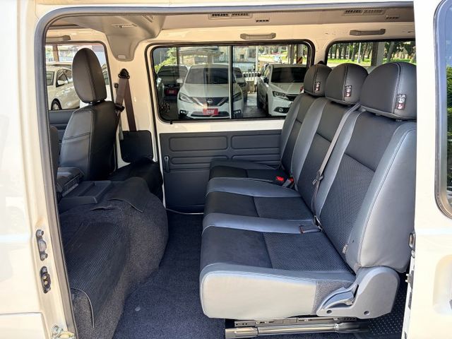 新款得利卡＊自排＊原廠保養＊原版件＊認證完成＊還有原廠保固＊盲點＊定速＊８人座客貨兩用＊可全額貸款＊可換車＊  第11張相片