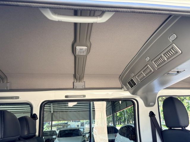 新款得利卡＊自排＊原廠保養＊原版件＊認證完成＊還有原廠保固＊盲點＊定速＊８人座客貨兩用＊可全額貸款＊可換車＊  第19張相片