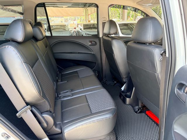 網路特價＊超低里程＊原廠保養＊認證完成＊實車實價＊僅有一台＊可改貨車版＊可全額貸款可換車＊自排＊附原廠保固＊  第13張相片