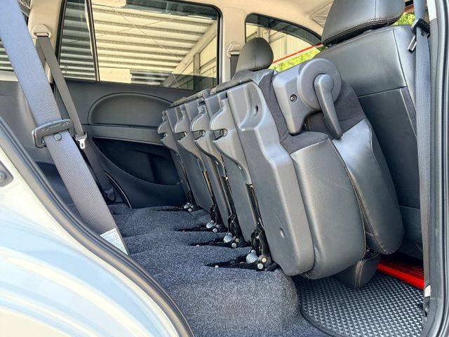 網路特價＊超低里程＊原廠保養＊認證完成＊實車實價＊僅有一台＊可改貨車版＊可全額貸款可換車＊自排＊附原廠保固＊  第14張相片