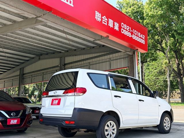網路特價＊超低里程＊原廠保養＊認證完成＊實車實價＊僅有一台＊可改貨車版＊可全額貸款可換車＊自排＊附原廠保固＊  第16張相片