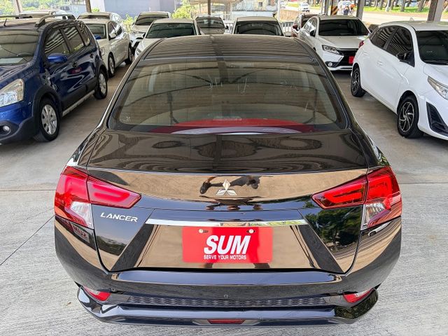 時尚版＊自用一手車＊室內車＊原版件＊認證車＊尊爵黑＊盲點＊１０吋數位儀表＊１０吋大螢幕＊ＬＥＤ頭燈＊可全額貸可換車＊  第7張相片