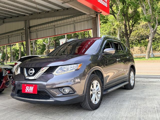 2WD完美影音版＊自用車低里程＊原版件＋認證車＊環景＊ＩＫＥＹ＊車架頂＊可全額貸款可換車＊實車在店＊  第2張相片