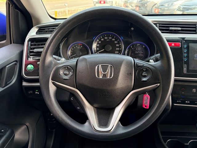 網路特價＊頂級版＊１６型小改款＊自用車低里程＊原版件＋認證車＊實車實價＊可全額貸＊6安＊導航＊定速＊快撥＊  第14張相片