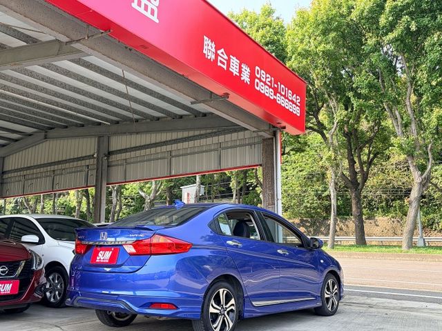 網路特價＊頂級版＊１６型小改款＊自用車低里程＊原版件＋認證車＊實車實價＊可全額貸＊6安＊導航＊定速＊快撥＊  第19張相片