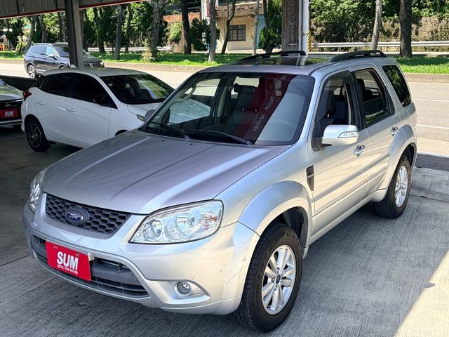 2WD小改款＊自用車＊低里程＊天窗＊定速＊恆溫＊４氣囊＊電折後視鏡＊實車在店＊可全額貸款可換車＊  第2張相片